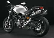 Ducati Monster 696